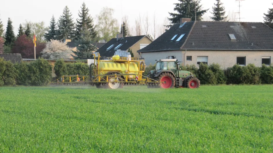 Pestizide_c._F._Schoene